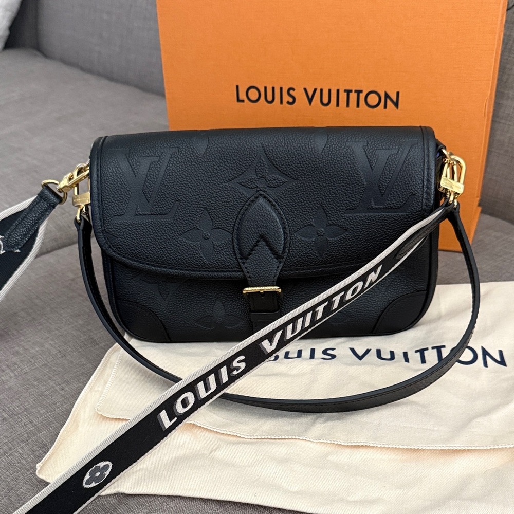 Louis Vuitton Black Diane bag
